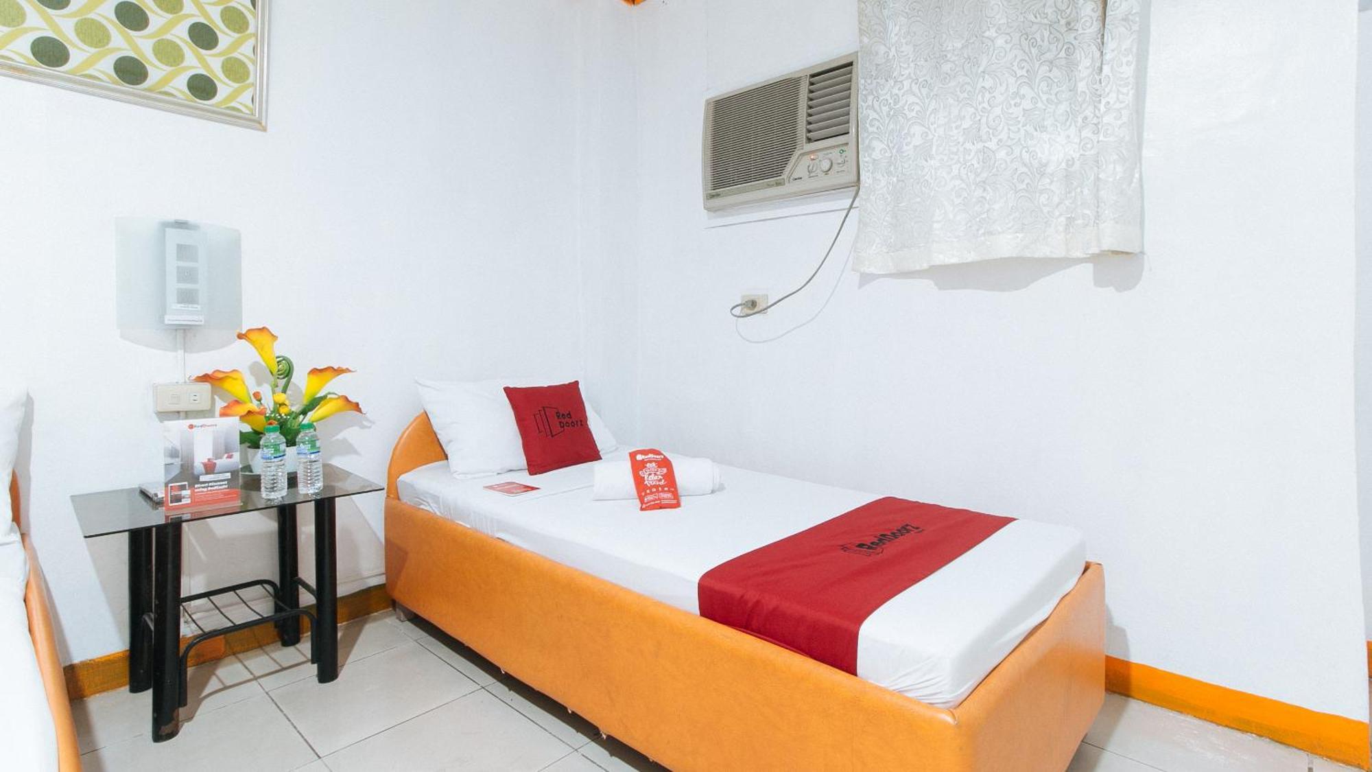 Reddoorz Near East Avenue Medical Center Hotel Quezon City Exterior photo
