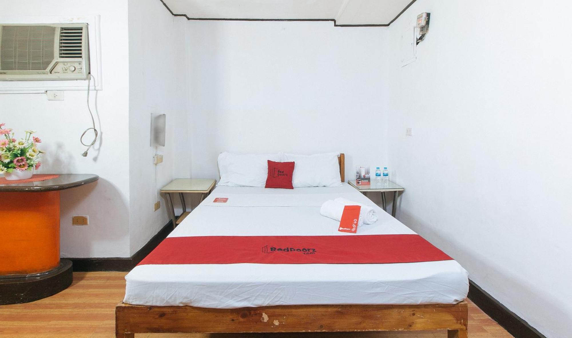 Reddoorz Near East Avenue Medical Center Hotel Quezon City Exterior photo