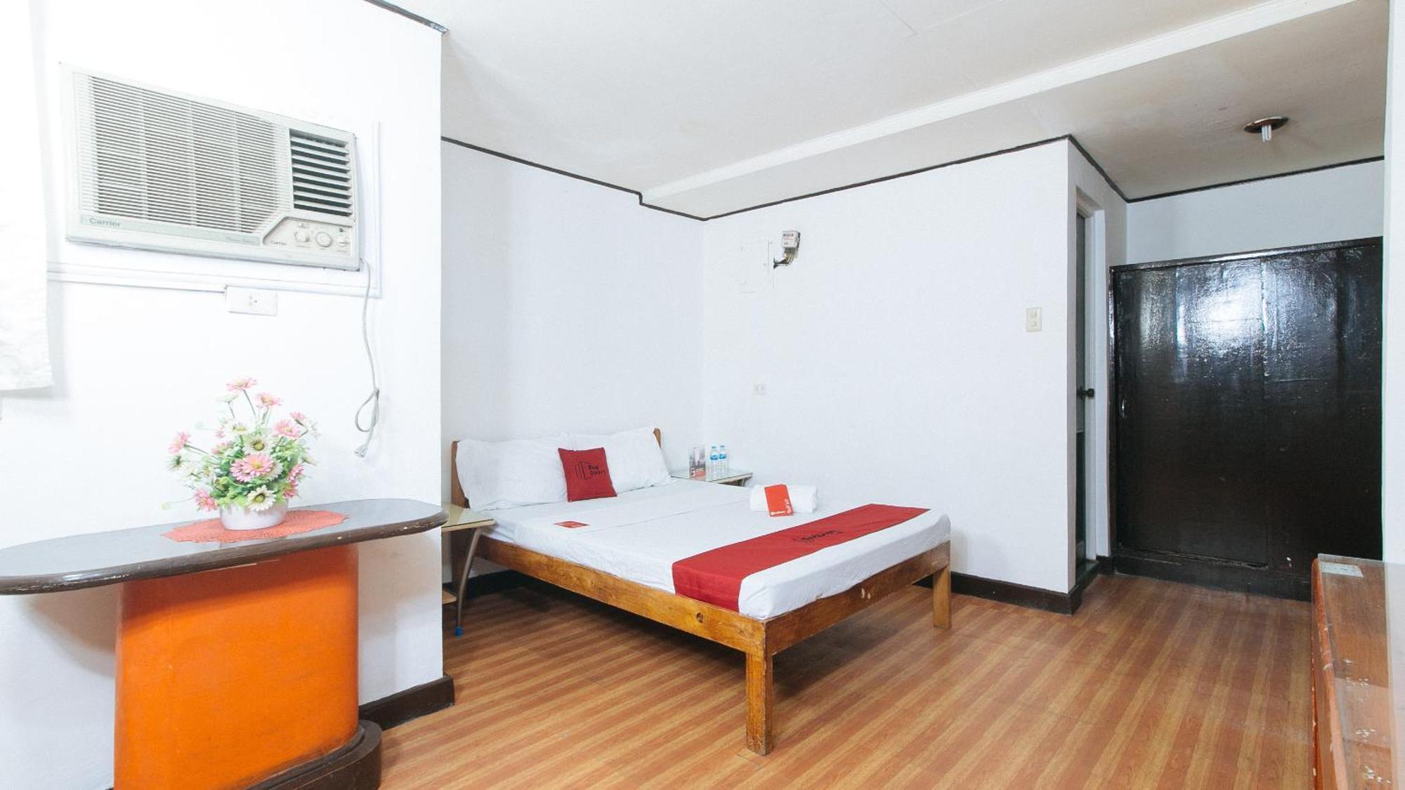 Reddoorz Near East Avenue Medical Center Hotel Quezon City Exterior photo