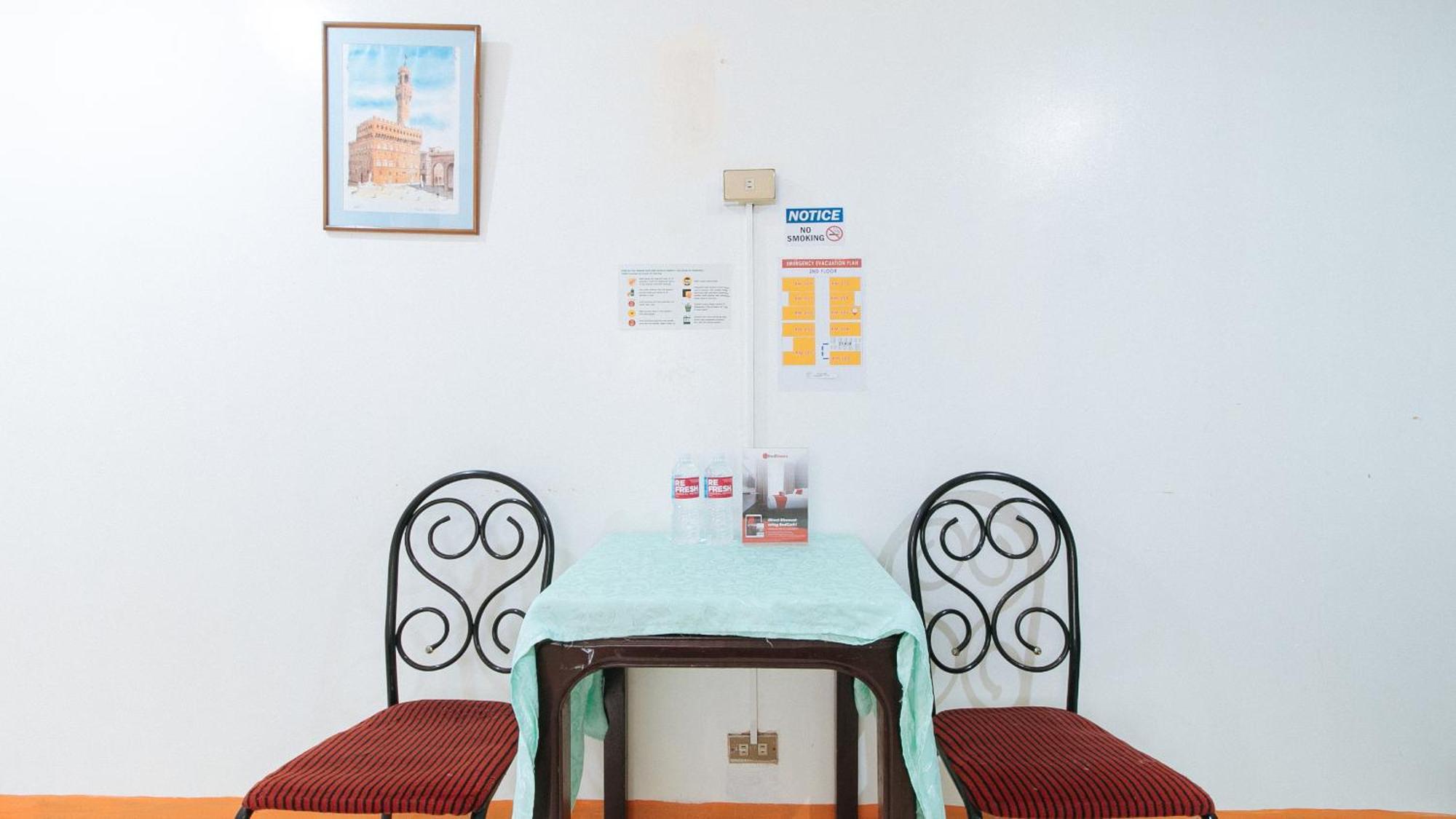 Reddoorz Near East Avenue Medical Center Hotel Quezon City Exterior photo